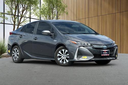 2022 Toyota Prius Prime XLE