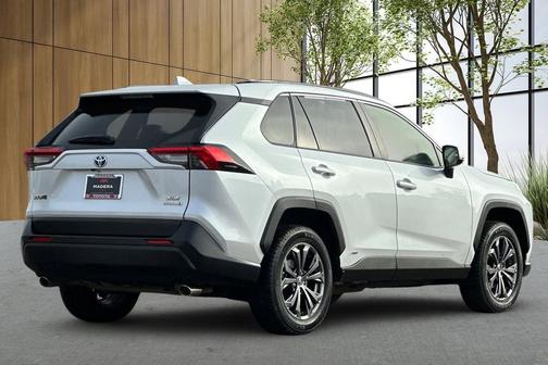 2023 Toyota RAV4 Hybrid XLE Premium