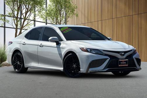 Ice Edge 2022 Toyota Camry XSE