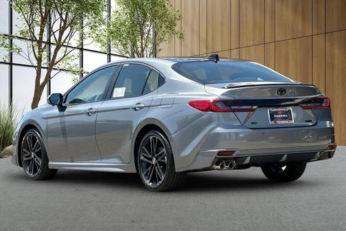 01l5 2026 Toyota Camry XSE