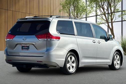 2012 Toyota Sienna LE