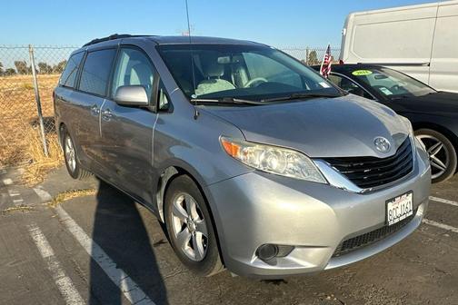 2012 Toyota Sienna LE