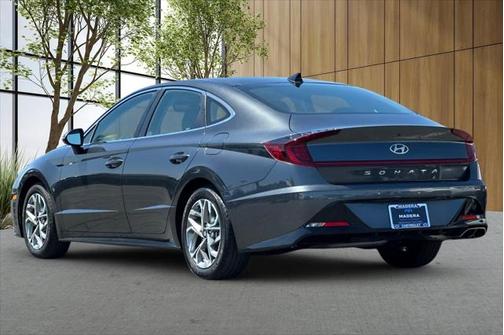 2022 Hyundai SONATA SEL