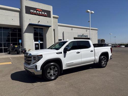 Summit White 2025 GMC Sierra 1500 SLT