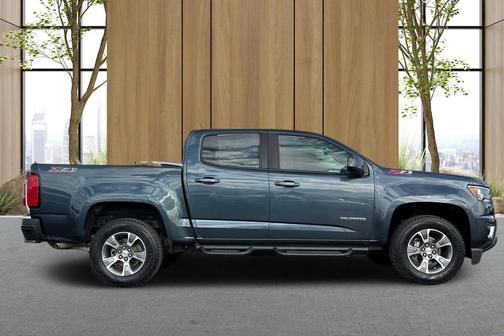 Shadow Gray Metallic 2019 Chevrolet Colorado Z71
