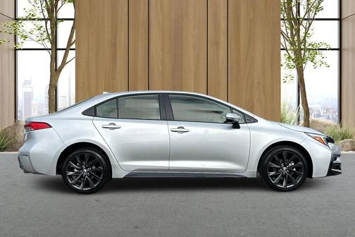 2026 Toyota Corolla Hybrid SE