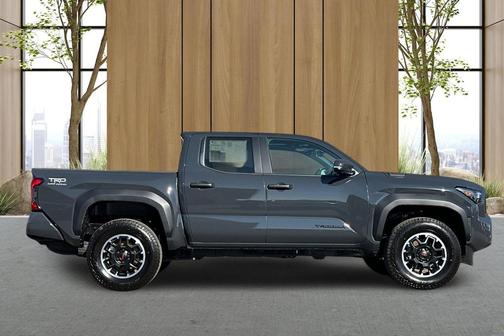 2026 Toyota Tacoma Hybrid TRD Off Road