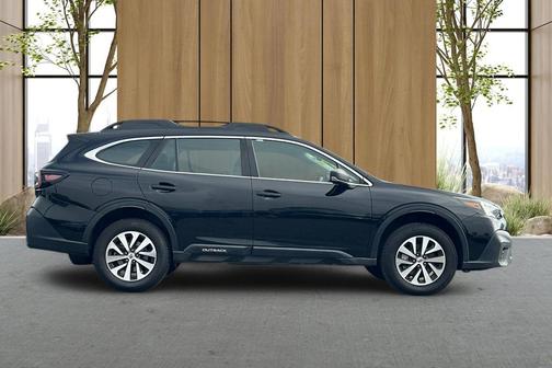 2022 Subaru Outback Base