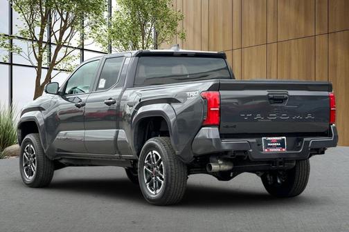 01l7 2026 Toyota Tacoma TRD Sport