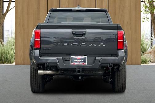 01l7 2026 Toyota Tacoma TRD Sport