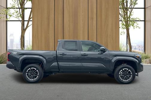 01l7 2026 Toyota Tacoma TRD Sport