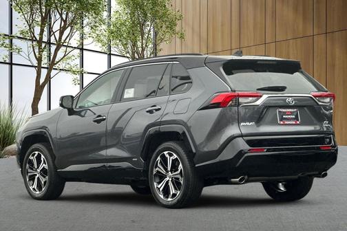 2025 Toyota RAV4 Hybrid SE