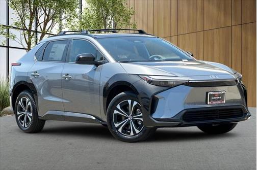 2025 Toyota bZ4X XLE