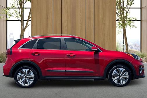 2022 Kia Niro EV EX