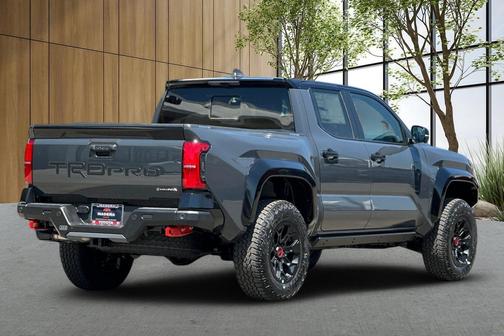 02zw 2026 Toyota Tacoma Hybrid TRD Pro