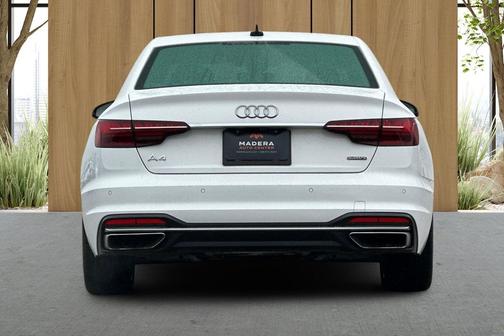 2022 Audi A4 45 S line Premium Plus