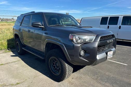 2023 Toyota 4Runner TRD Off Road