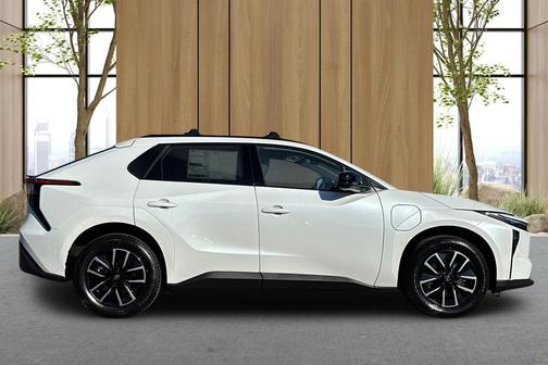 2026 Toyota bZ XLE Plus