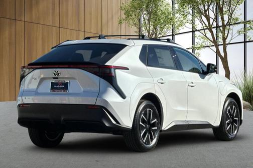 2026 Toyota bZ XLE Plus