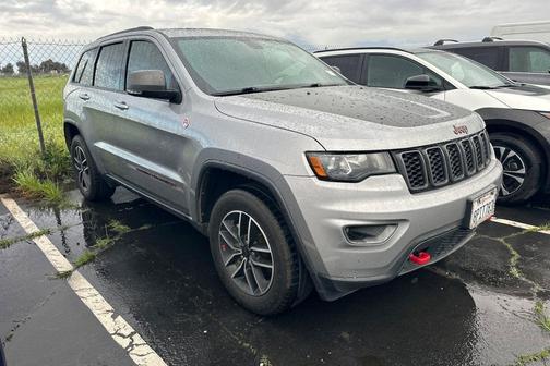 2020 Jeep Grand Cherokee Trailhawk