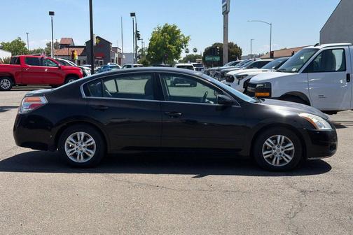 Super Black Clearcoat 2011 Nissan Altima 2.5 S