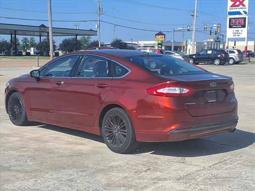 2014 Ford Fusion SE