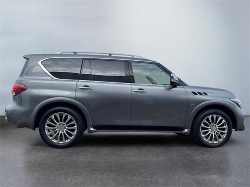 2017 INFINITI QX80 Base