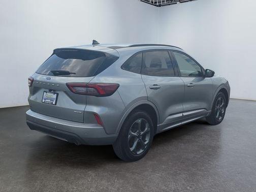 Silver Metallic 2023 Ford Escape ST-Line
