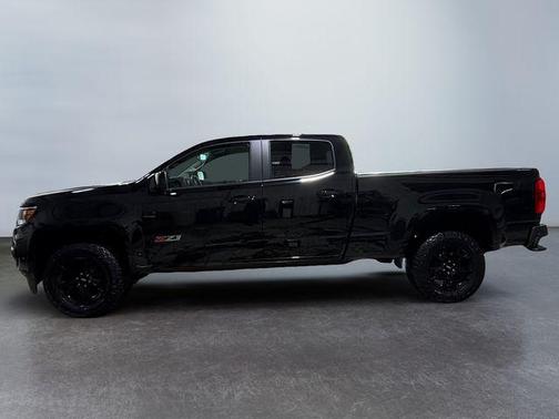 Black 2022 Chevrolet Colorado Z71