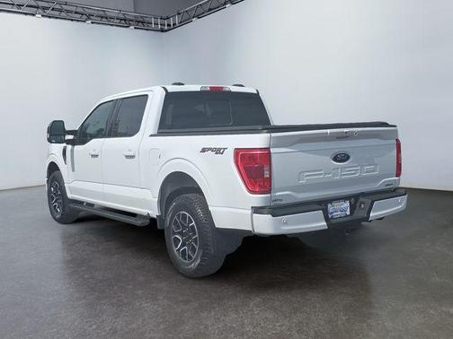 Oxford White 2023 Ford F-150 XLT