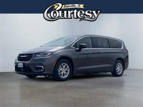 2023 Chrysler Pacifica Touring-L