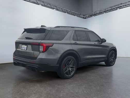 Gray Metallic 2025 Ford Explorer ST