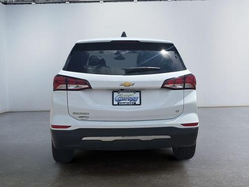 Summit White 2024 Chevrolet Equinox LT