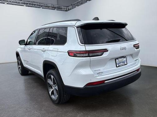 Bright White Clearcoat 2026 Jeep Grand Cherokee L Limited