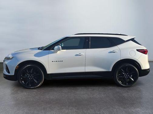 Iridescent Pearl Tricoat 2020 Chevrolet Blazer RS