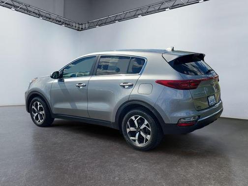 Steel Gray 2021 Kia Sportage LX