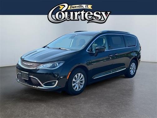 2018 Chrysler Pacifica Touring-L
