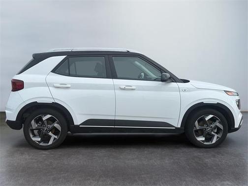 2023 Hyundai VENUE Limited