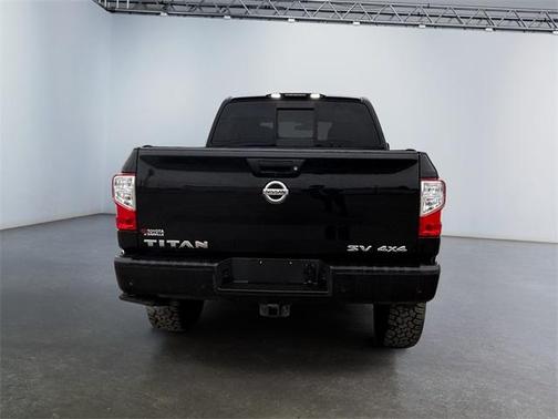 2020 Nissan Titan SV