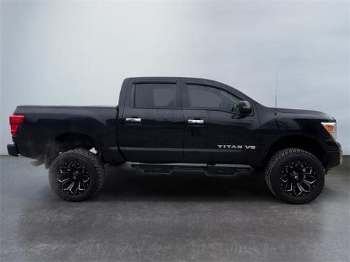 2020 Nissan Titan SV
