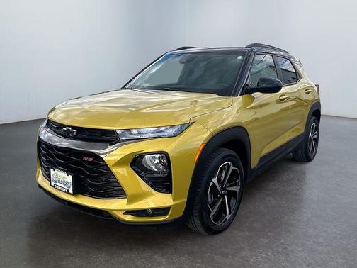 Nitro Yellow 2023 Chevrolet Trailblazer RS