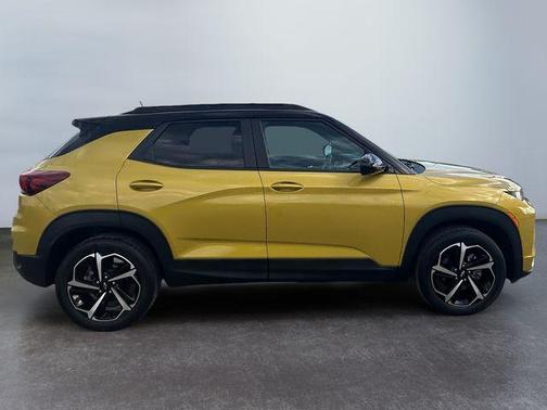 Nitro Yellow 2023 Chevrolet Trailblazer RS