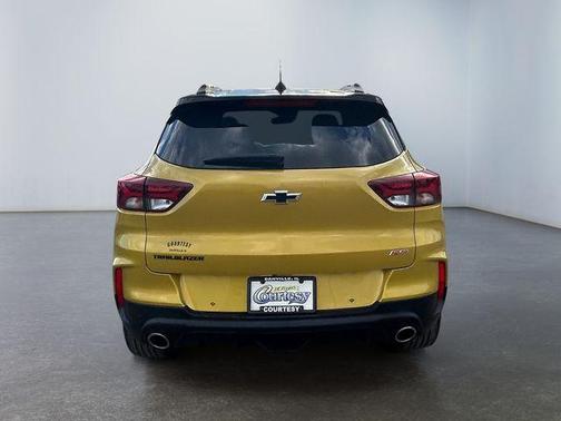 Nitro Yellow 2023 Chevrolet Trailblazer RS