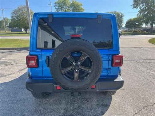 2021 Jeep Wrangler Unlimited Sahara Altitude