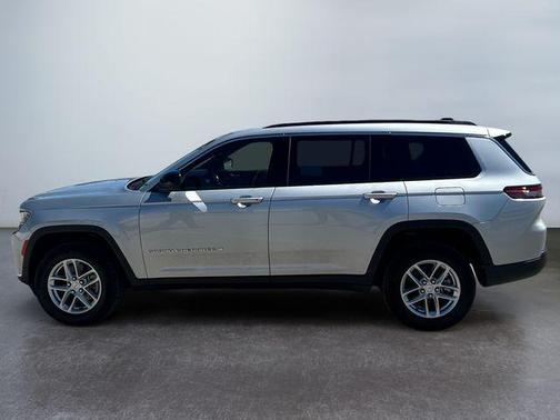 Silver Zynith 2025 Jeep Grand Cherokee L Laredo