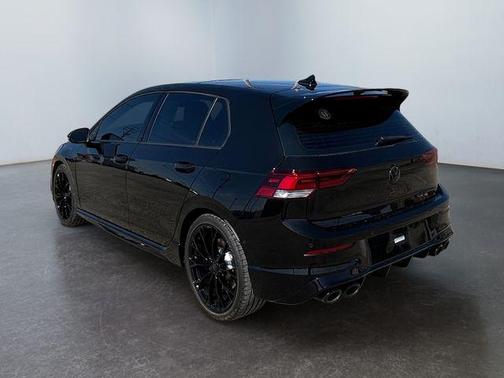 2025 Volkswagen Golf R 2.0T Black Edition