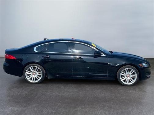 2018 Jaguar XF 35t Prestige
