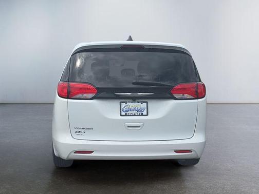 Bright White Clearcoat 2023 Chrysler Voyager LX