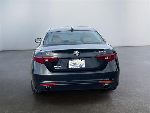 2021 Alfa Romeo Giulia Ti