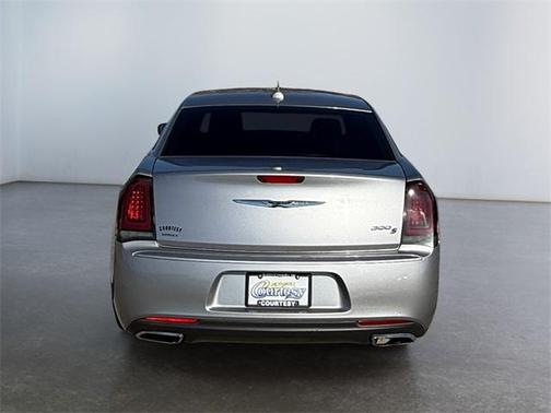 2015 Chrysler 300 S